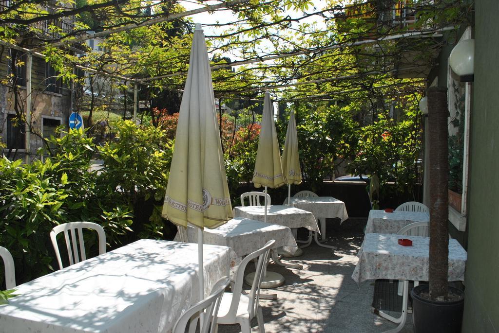 Albergo Alla Rocca 加尔达 外观 照片