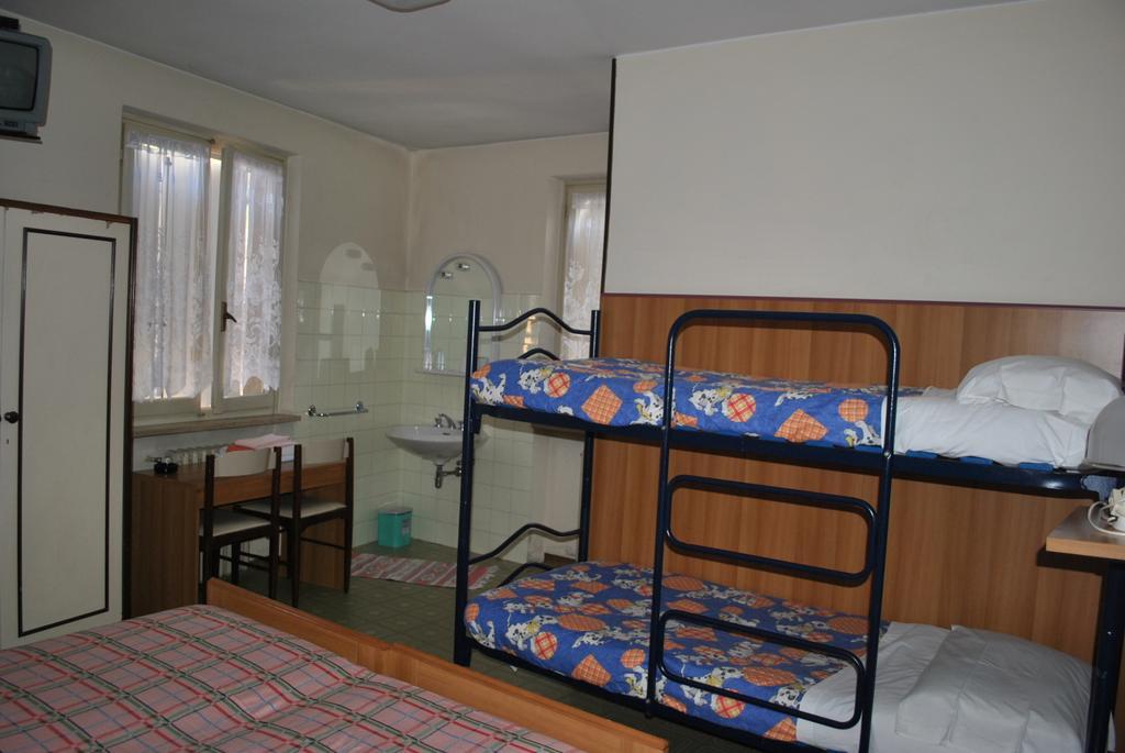 Albergo Alla Rocca 加尔达 客房 照片