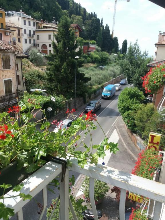 Albergo Alla Rocca 加尔达 外观 照片